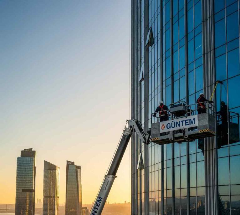 Profesyonel Maslak dış cephe cam temizliği hizmetleri
